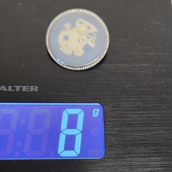 Wedgewood Silver Cupid Cameo Brooch - Picture 7 of 9